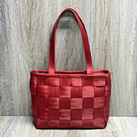 Harveys Handbags - HARVEYS "The Original" Red  SEATBELT BAG Shoulder Tote Zip Purse Crimson USA